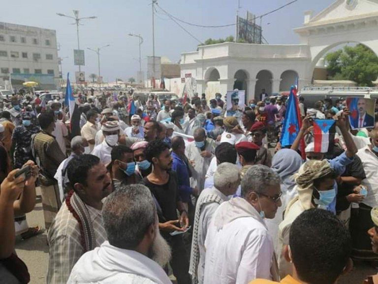 ورد الآن.. إدراج مدينة جديدة في الإدراة الذاتية الجنوبية وتجاهل أعمى لشرعية الفنادق ولا تعليق منها حتى اللحظة