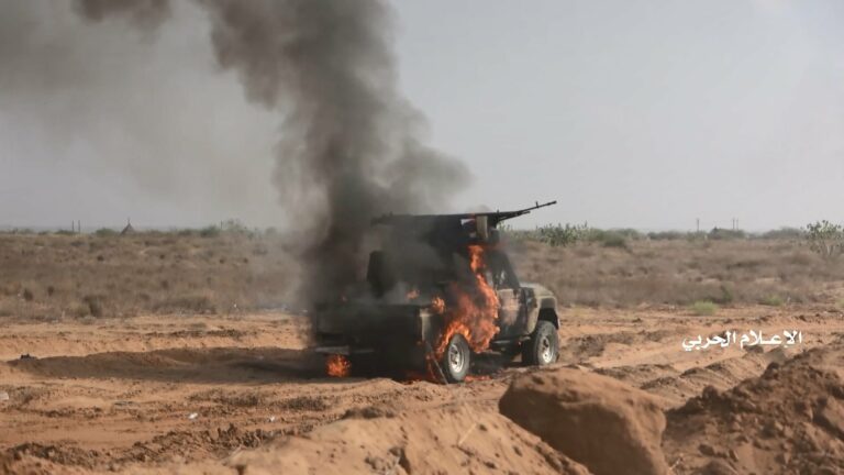 بالصوت والصورة.. هزيمة ساحقة للجيش السعودي والسوداني في حيران بحجة والإعلام الحربي يكشف مشاهد نارية للمعارك العنيفة وكيف تمكن المجاهدين من تحرير 26 كيلومتر مربع وقتل أكثر من 200 مرتزق