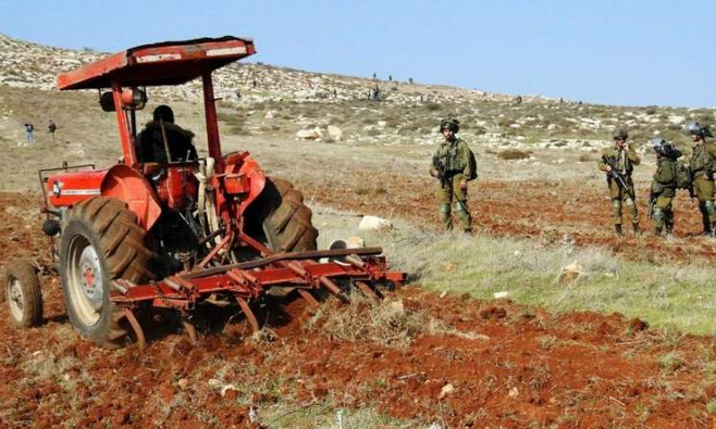 كيان العدو الإسرائيلي يواصل مصادرة أملاك المزارعين الفلسطينيين